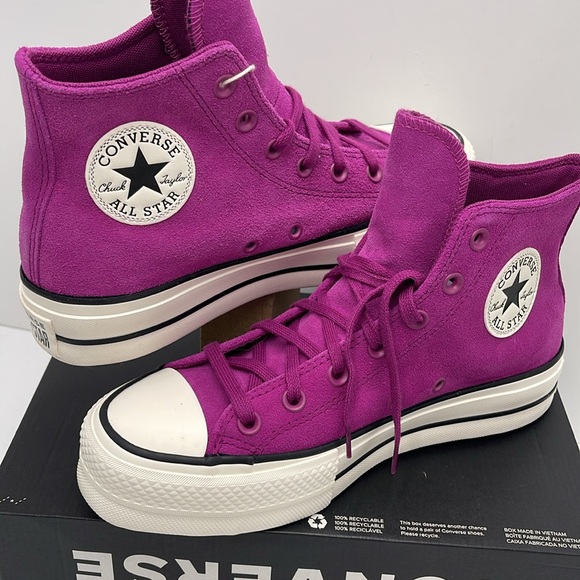 Converse WMNS CTAS LIFT HI
QUANTUM VIOLET/EGRET/BLACK A11143C Platforms Sneakers - Picture 11 of 16